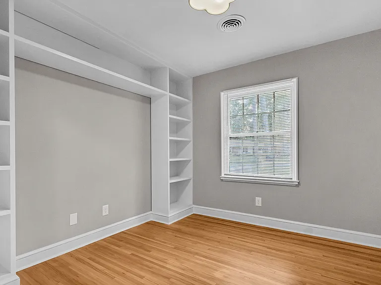 895 Greg Dr — Photo 44