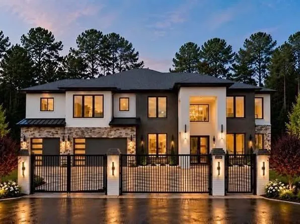 2724 Talley Ln, Buford, GA 30519