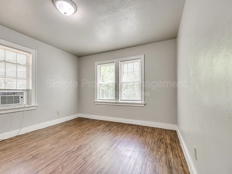 1524 SW Binkley St — Photo 11