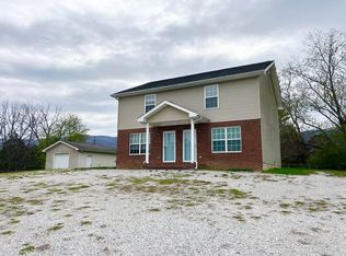 453 Park Rd APT 1, Caryville, TN 37714