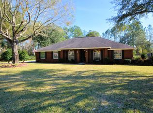 54396 Spring Lake Dr, Callahan, FL 32011