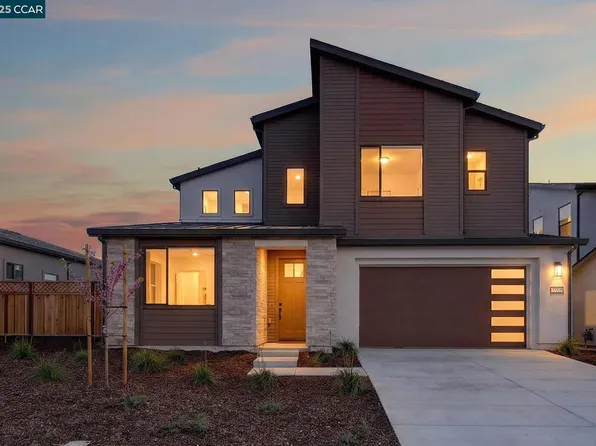 2298 Vandeleur Dr, Napa, CA 94558