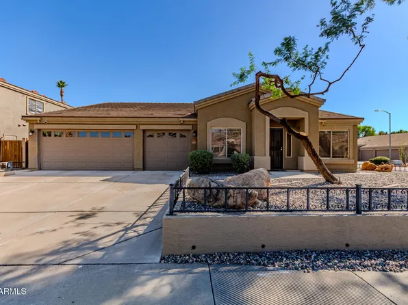 8479 W BERRIDGE Lane, Glendale, AZ 85305