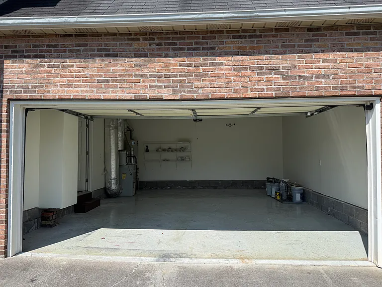 719 Colony Village Way — Photo 32