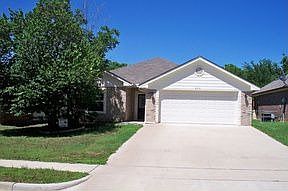 2nd image of 2316 Kendrick Ln