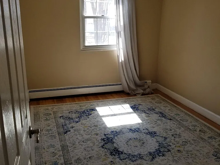 68 Preston St #4D — Photo 10