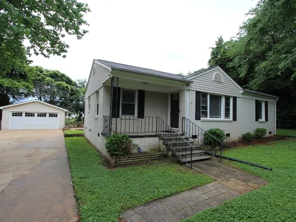 2215 Rosewood Dr, Rock Hill, SC 29732