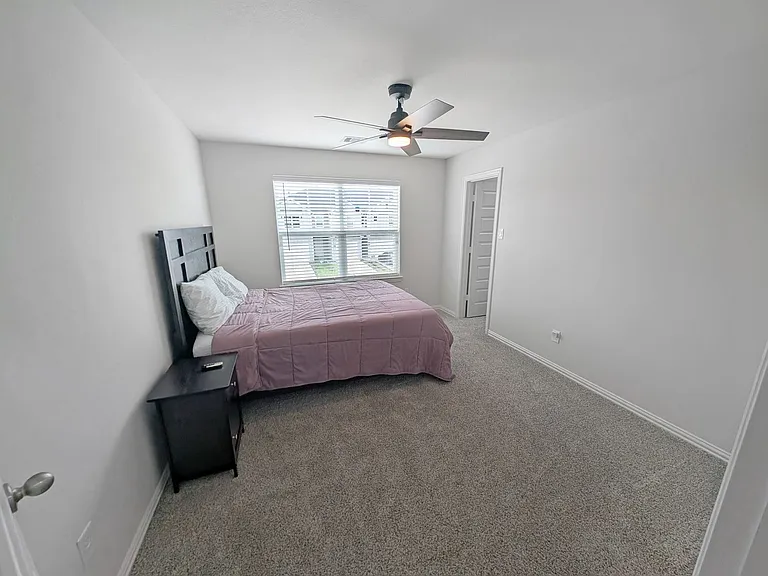 27939 Western Creek Ct — Photo 18
