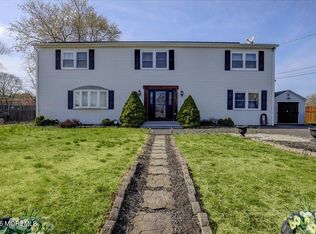 247 Sprucewood Dr, Brick, NJ 08723