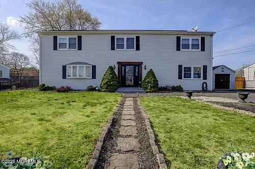247 Sprucewood Dr Photo 1