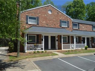 1217 Green Oaks Ln APT L, Charlotte, NC 28205