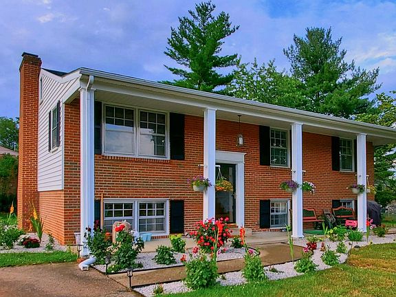 2nd image of 124 Southampton Dr