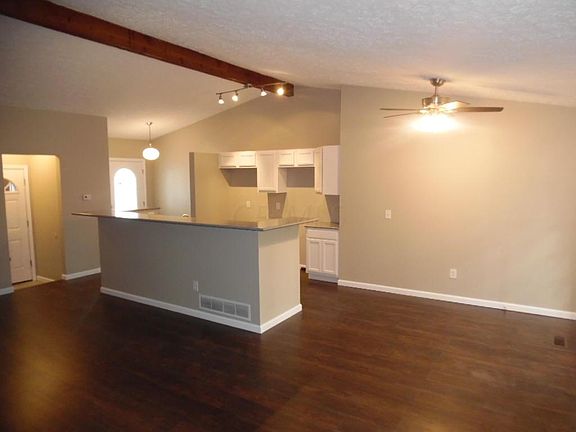 5th image of 3975 Cypress Ave