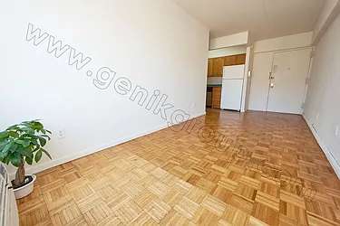 Rented by Genik Group Corp