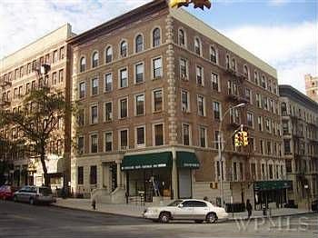 1st image of 150 W 51st St #10-6