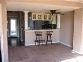 4th image of 4929 Columbia Cir