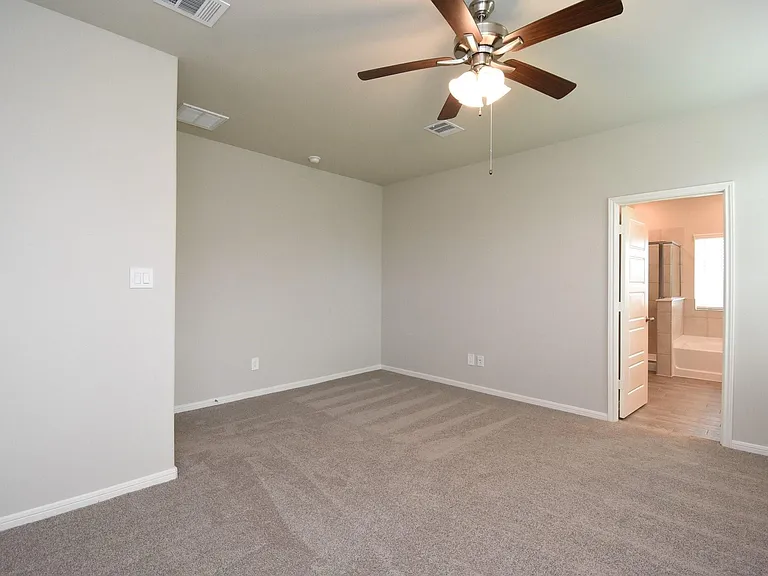 2128 Port Jackson Dr — Photo 30