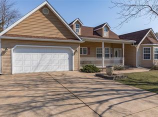 914 Murphys Way, Farmington, MO 63640