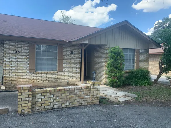 105 Travertine Ln APT B, San Antonio, TX 78213