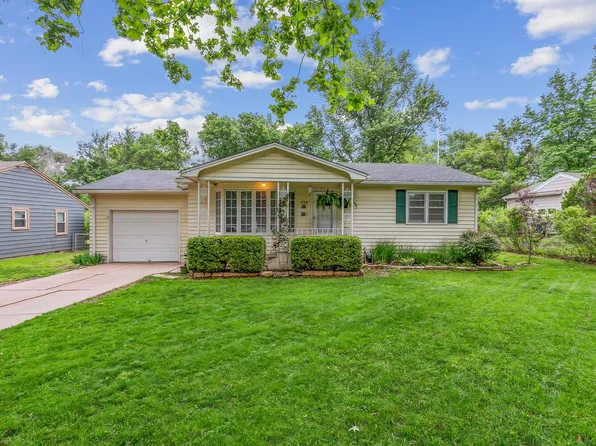 728 Harvard Ave, El Dorado, KS 67042