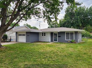 209 E 19th St, Grand Island, NE 68801