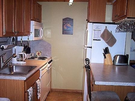 2nd image of 29 Mountain Crst