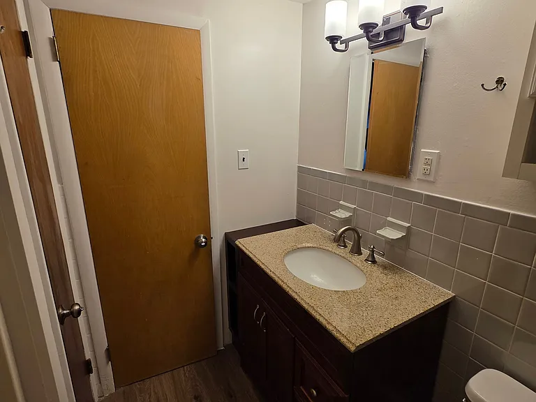 23 Twin Oak Rd #B — Photo 19