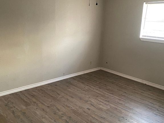 2nd image of 3755 Natalie St #5