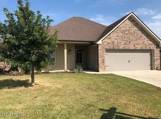 102 Majestic Oaks Dr, Broussard, LA 70518