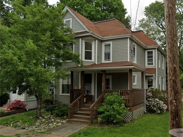 64 10th St SE, Massillon, OH 44646