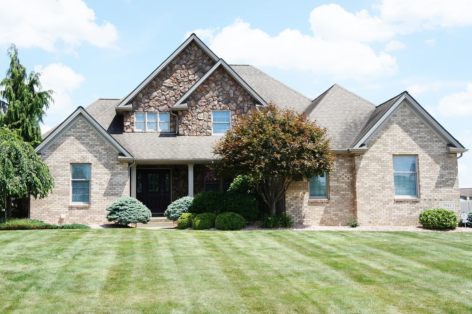 7911 Eastbrooke Trl photo 1