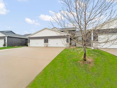 712 Grindstone Cir, Waterloo, IA, 50702