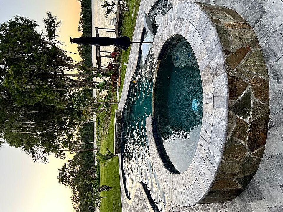 2nd image of 960 Blackburn Rd