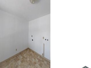 248 E Prospect St, Painesville, OH 44077