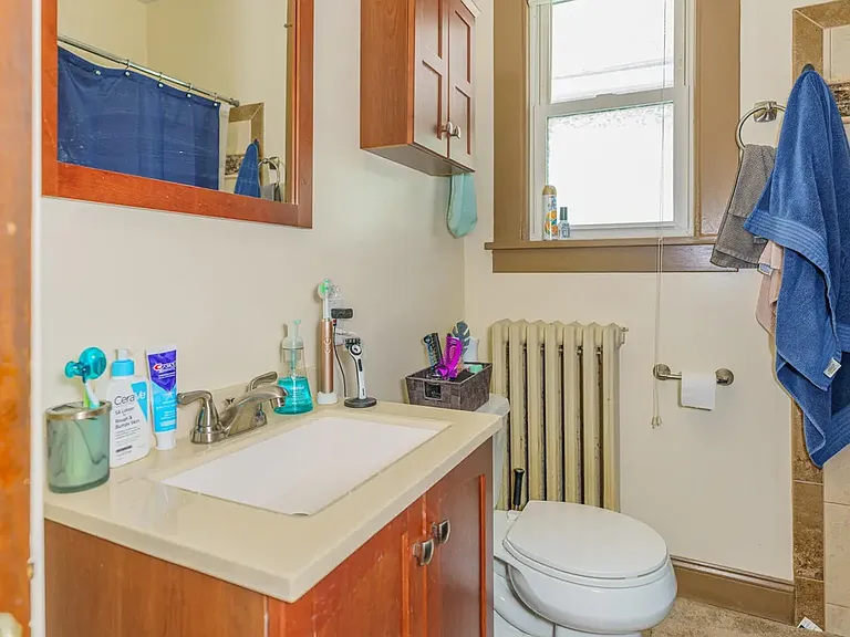 792 Washington Ave #2 — Photo 9