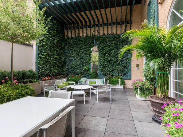 400 East 51st Street 7A image 11 of 11