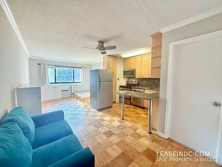 1816 New Hampshire Ave NW #202 — Photo 3