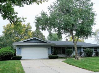 7264 N 97th St, Milwaukee, WI 53224