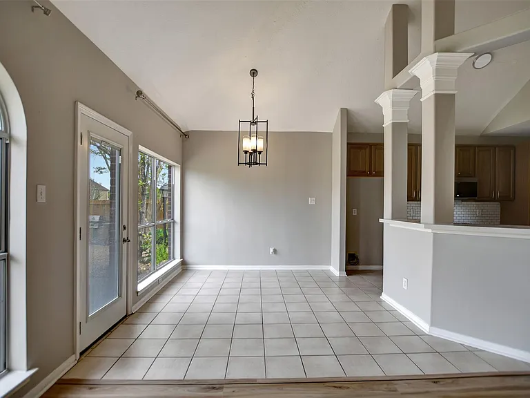 1709 Orlando St — Photo 16