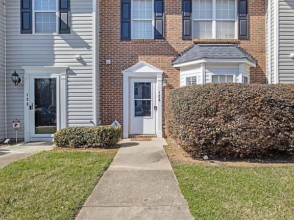 2nd image of 126 Heritage Creek Way
