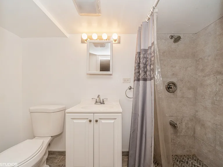 848 Lee St — Photo 12