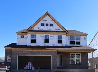 632 Goldfinch Dr, Beavercreek, OH 45434