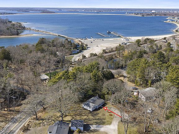 3rd image of 551 Shore Road