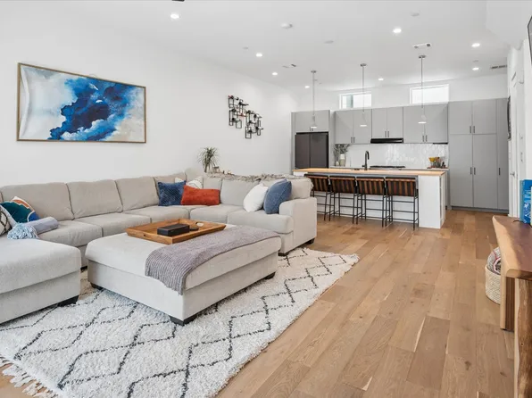 236 Melba St #103, Dallas, TX 75208