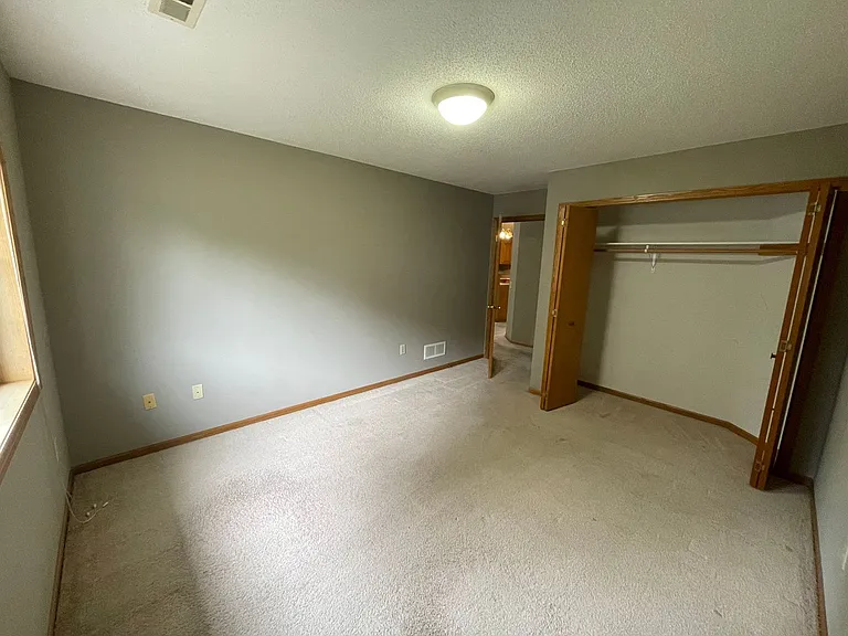 1815 Industrial St — Photo 22