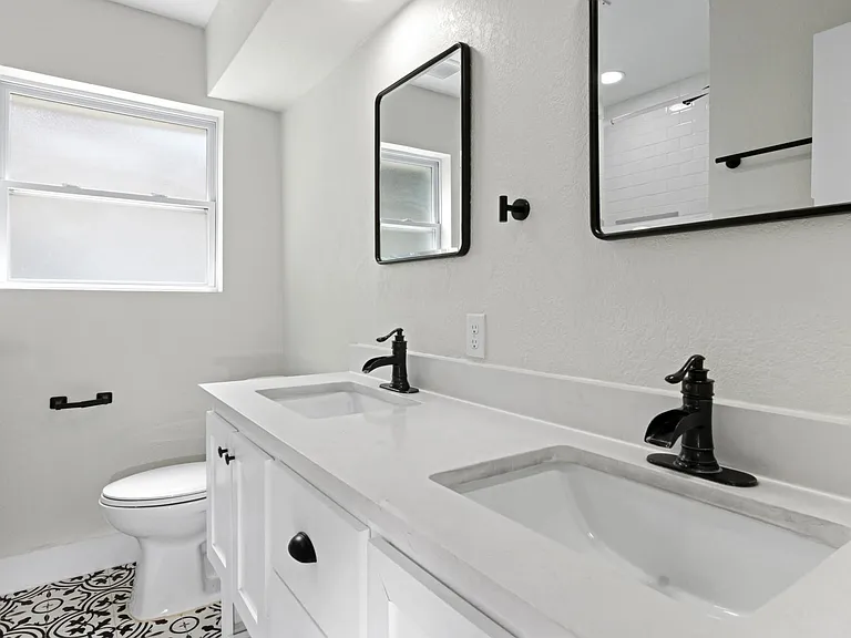 5219 Cheena Dr — Photo 17