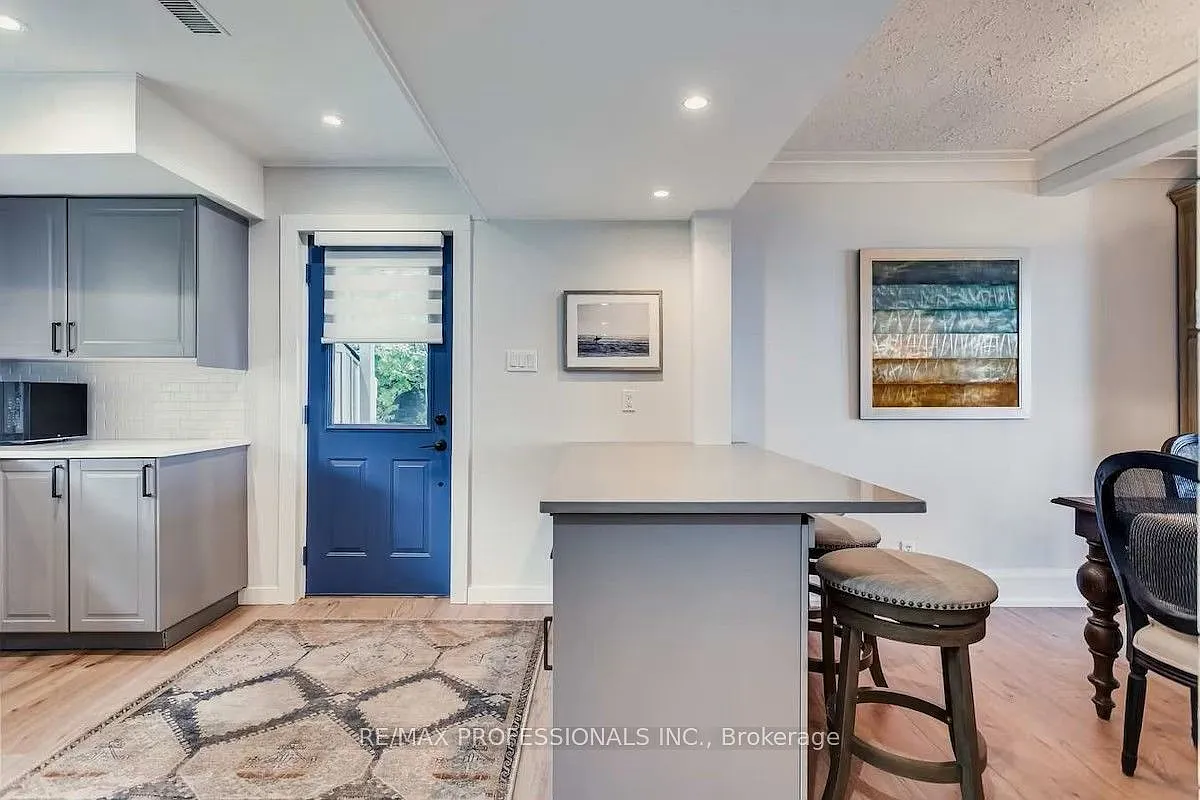 4 bed, $7,000 — Photo 3