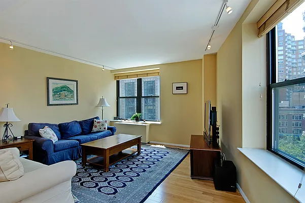 Rented by Corcoran | media 1