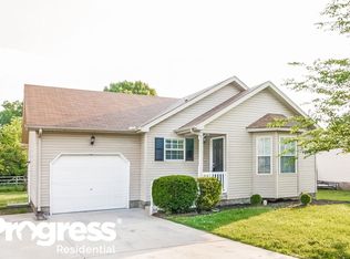 360 Park Ct N, La Vergne, TN 37086