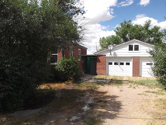 Driveway into the garage